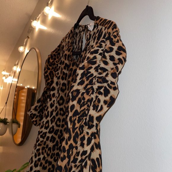 H&M Cheetah Print Blouse - Picture 2 of 4